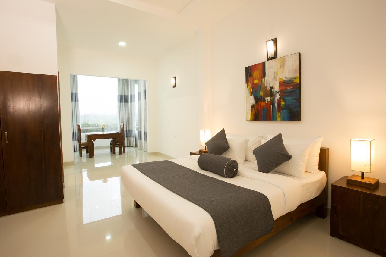Grand Camellia Hotel Nuwara Eliya Dış mekan fotoğraf