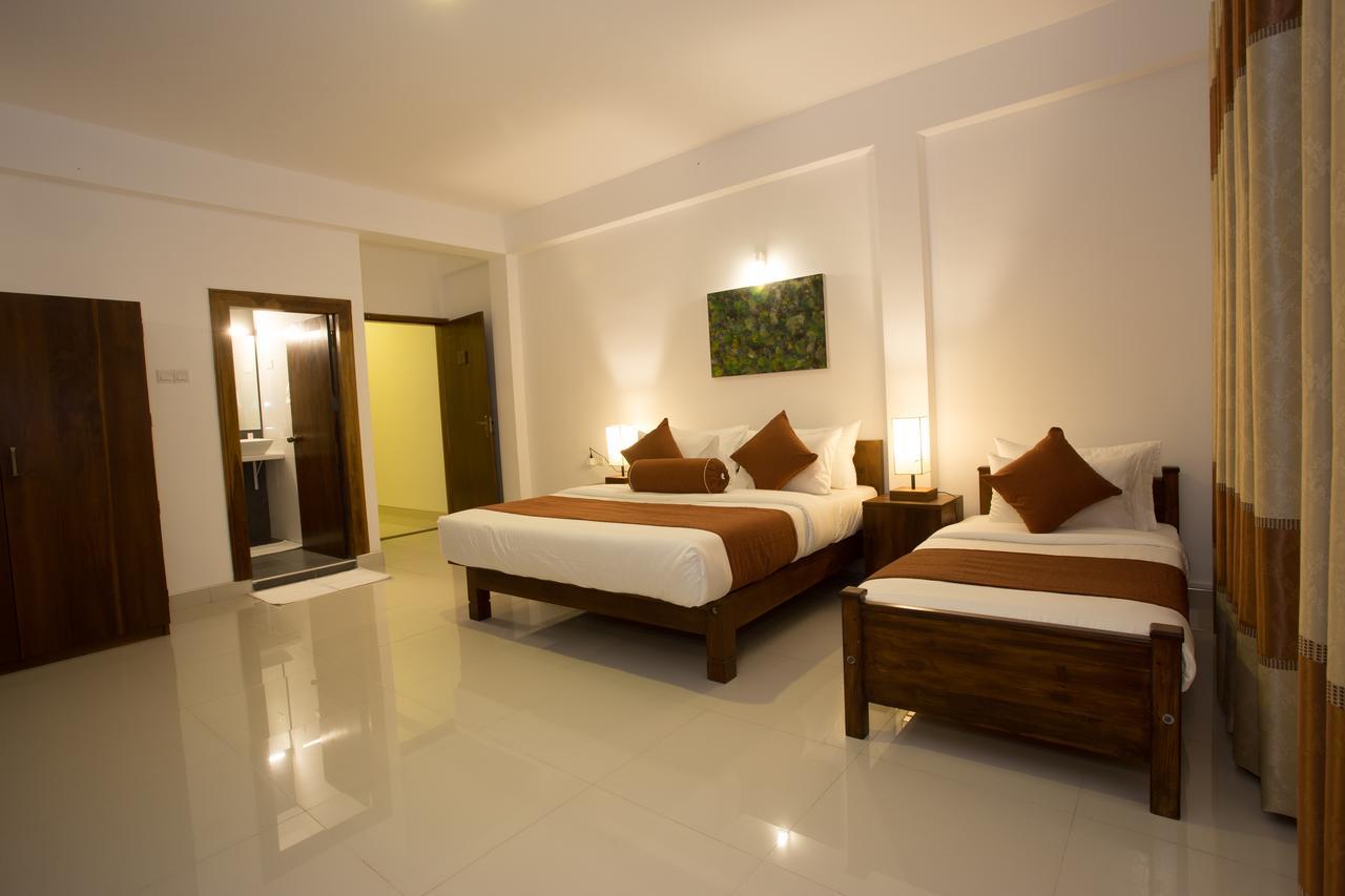 Grand Camellia Hotel Nuwara Eliya Dış mekan fotoğraf