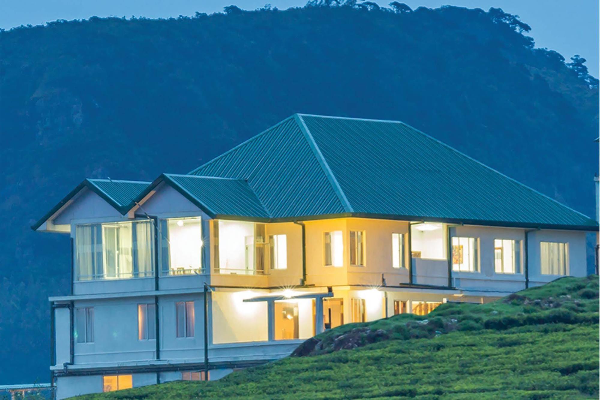 Grand Camellia Hotel Nuwara Eliya Dış mekan fotoğraf
