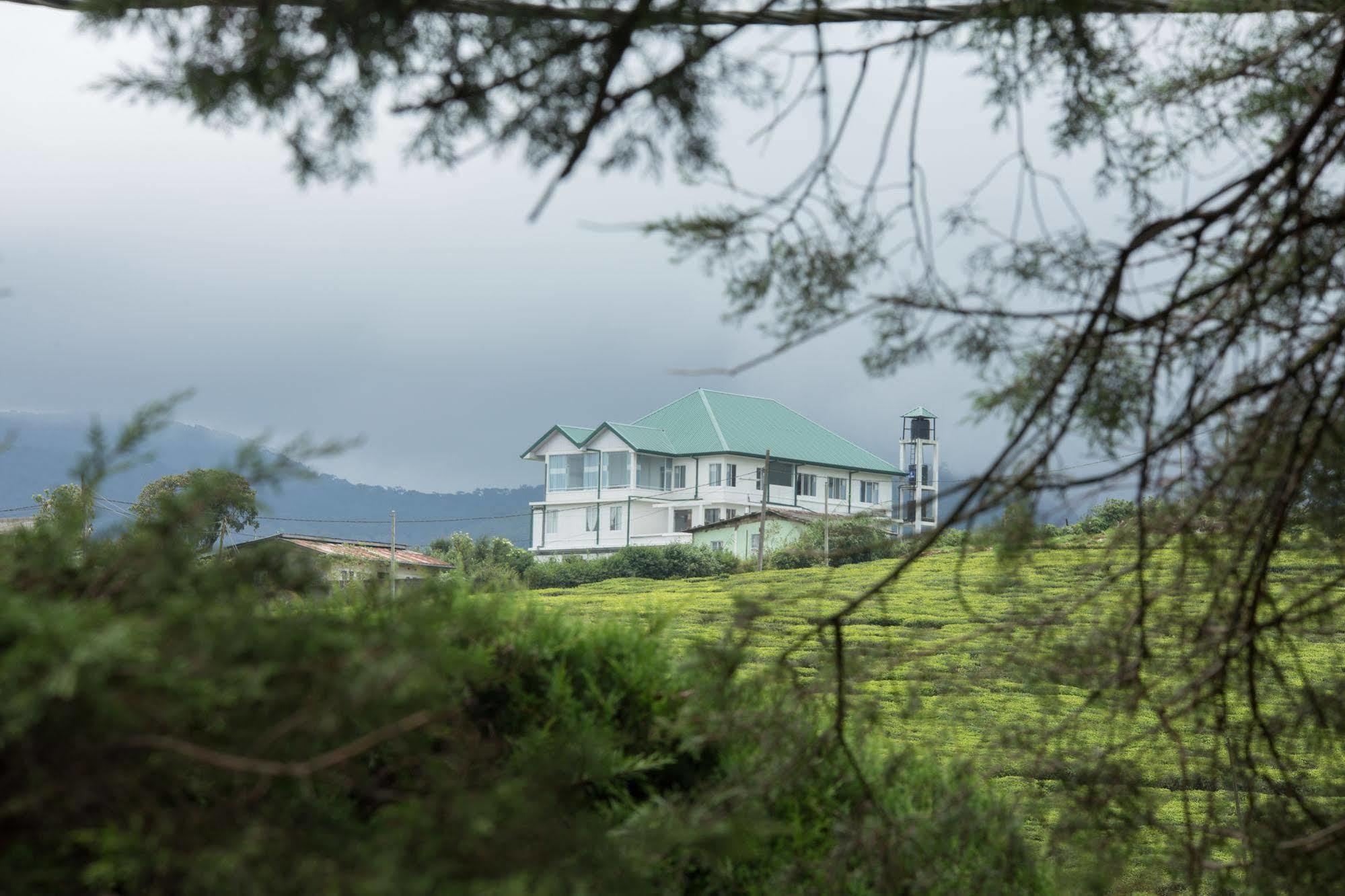 Grand Camellia Hotel Nuwara Eliya Dış mekan fotoğraf