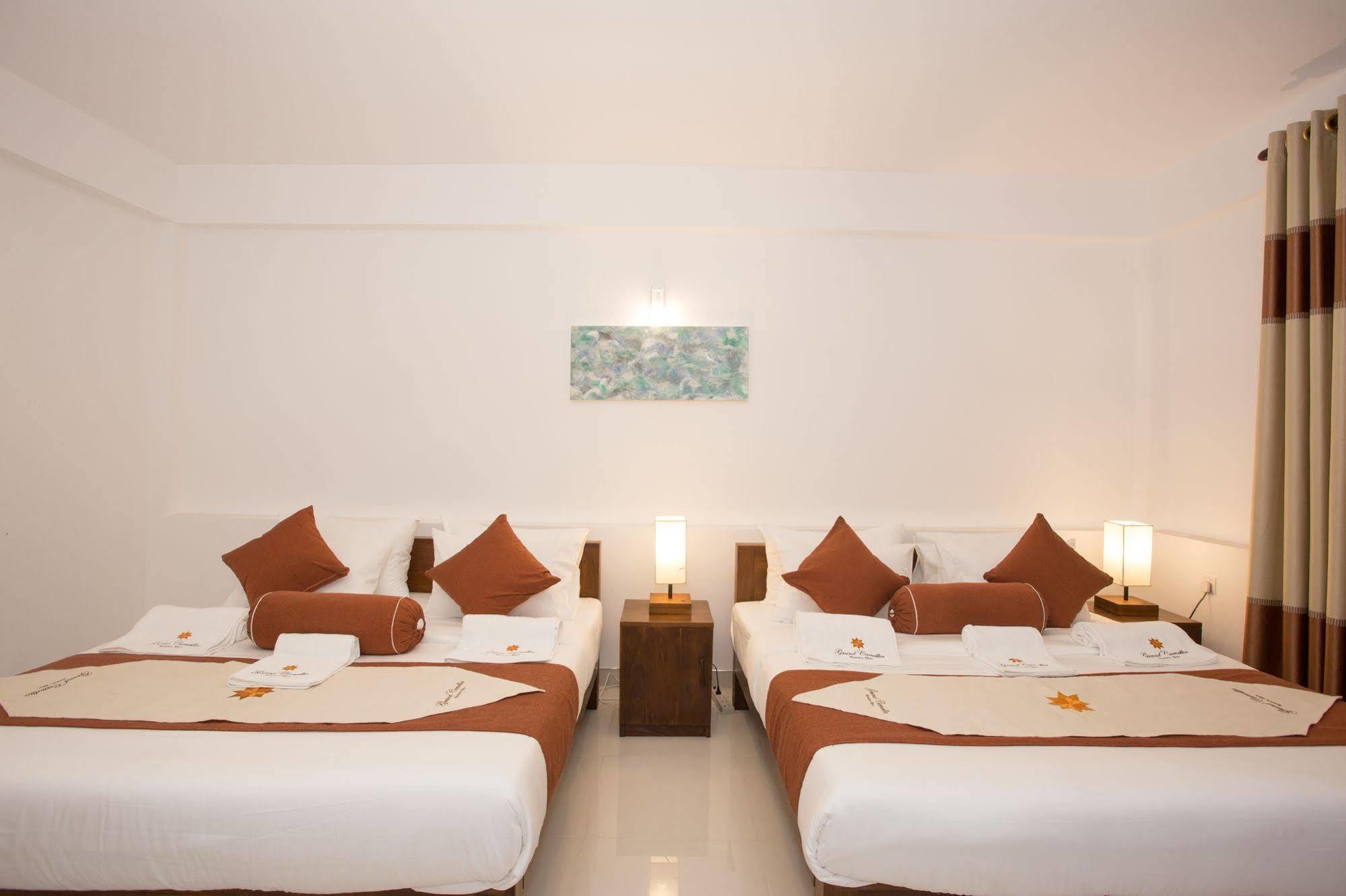 Grand Camellia Hotel Nuwara Eliya Dış mekan fotoğraf