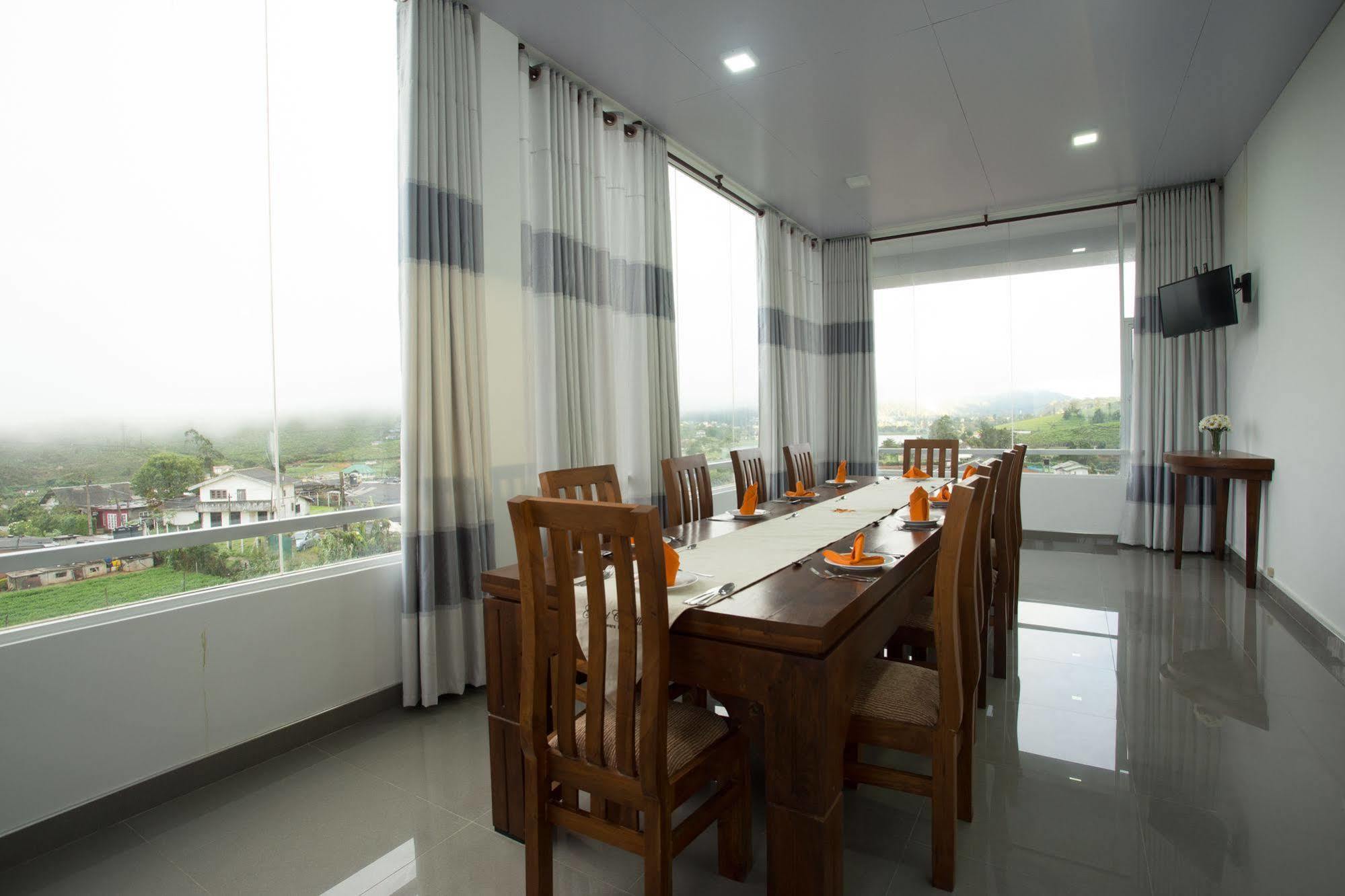 Grand Camellia Hotel Nuwara Eliya Dış mekan fotoğraf